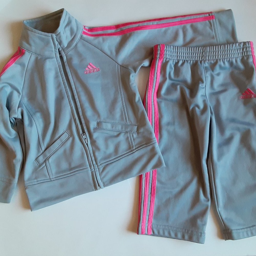 ADIDAS - GIRLS' GRAY JOGGING SUIT